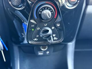 Peugeot 108 8